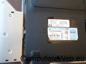 estrazione del masterizzatore da un notebook